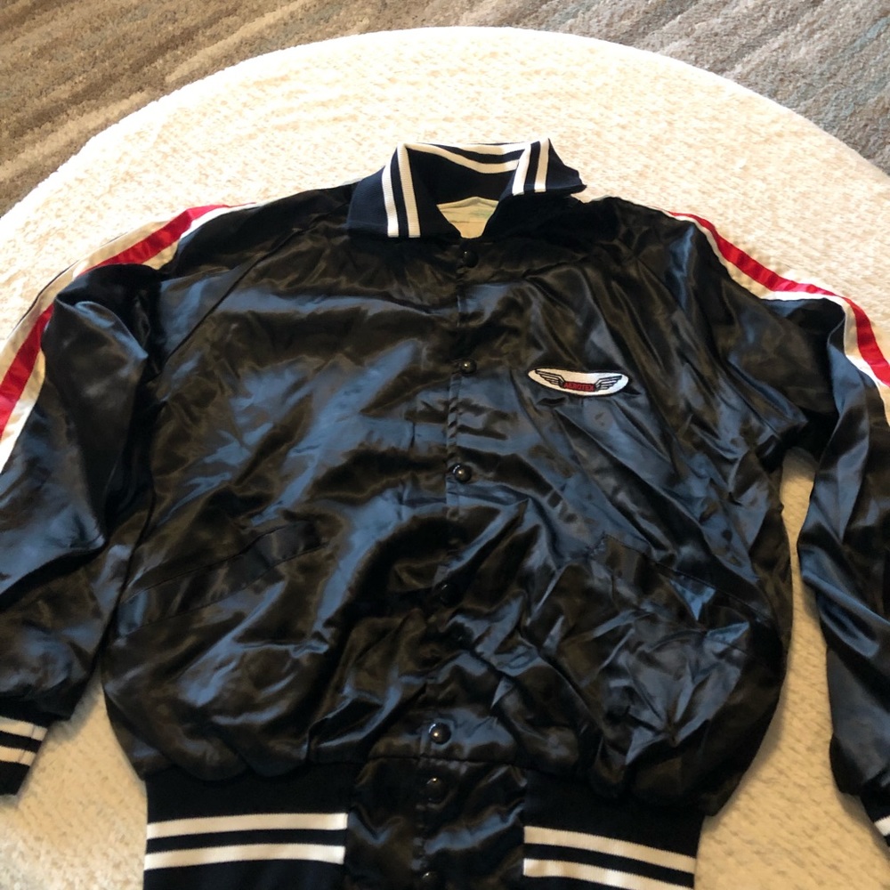 Vintage Jacket M Holloway  Navy blue red and white In mint condition 24”x24”.